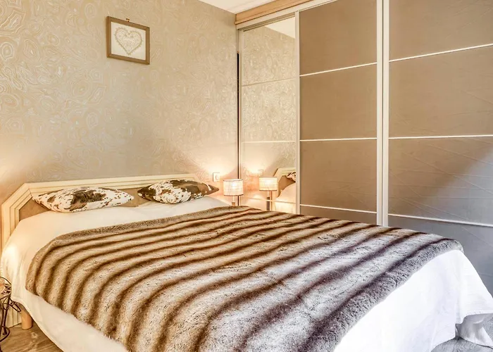 2 Pieces Pour 4 Pers. A Avec Parking Et Wifi, Proche Centre - Fr-1-453-307 Διαμέρισμα *